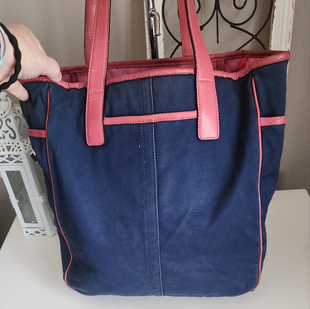 COPY - Coach LIMITED EDITION BONNIE CASHIN Navy and Pink Tote Bag - Picture 2 of 9
